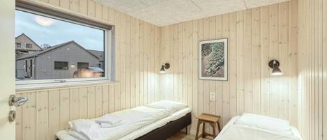 6 bedrooms, free WiFi