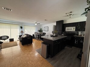 Smart TV, books, stereo