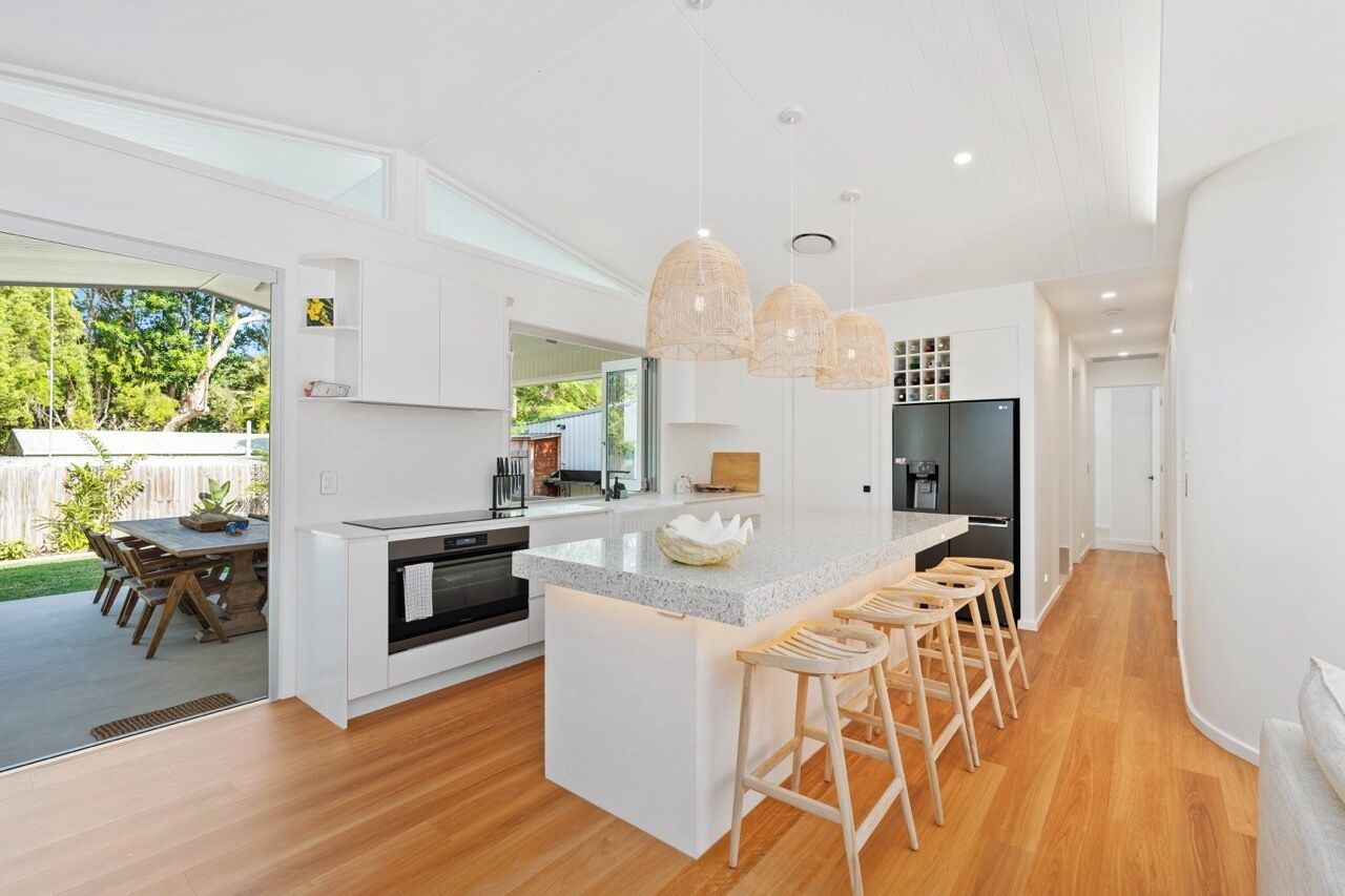 冷蔵庫、電子レンジ、コンロ、食器洗い機