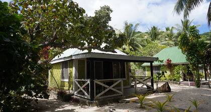 White Sandy Beach Eco Lodge