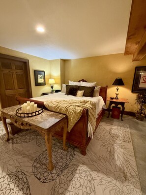 Desk, iron/ironing board, free WiFi, bed sheets