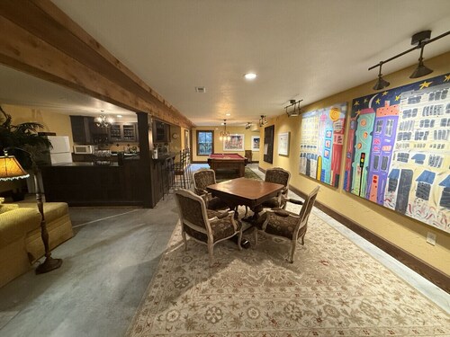 Peaceful Missouri Stay with Room to Roam