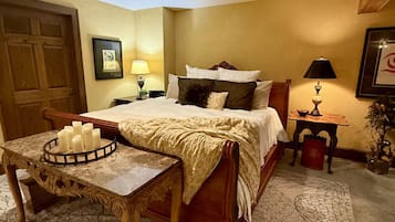 1 slaapkamer, een bureau, een strijkplank/strijkijzer, gratis wifi