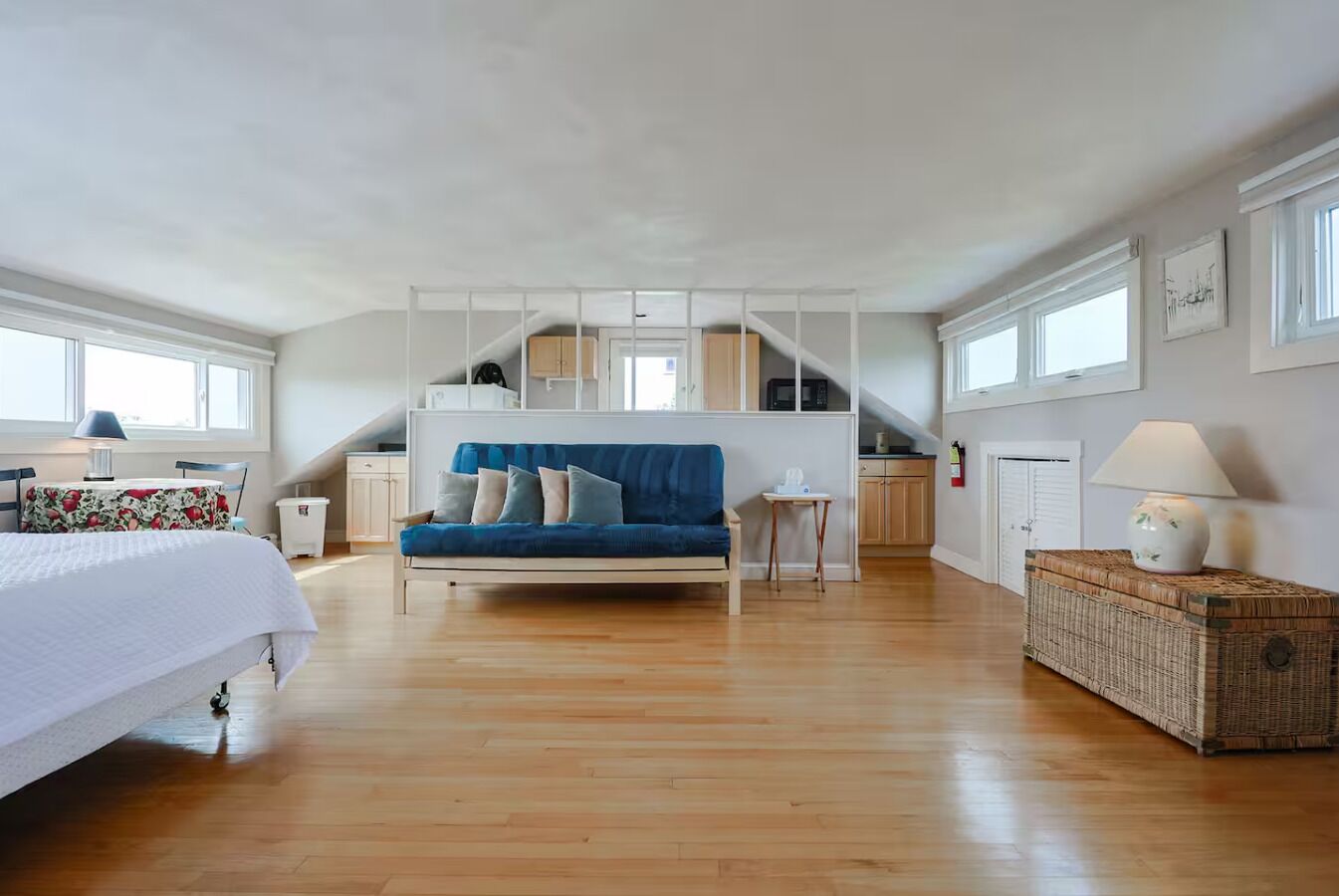 6 chambres, fer et planche à repasser, Wi-Fi gratuit, draps fournis