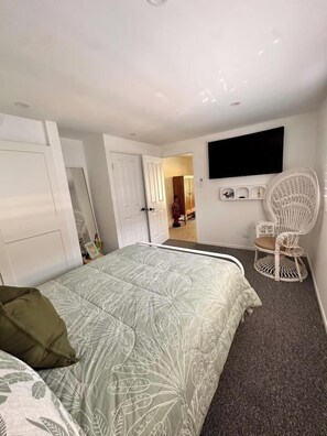 House | Iron/ironing board, free WiFi