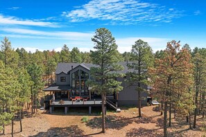 Exterior - Charming & Luxurious 5-Bedroom Cabin in Heber (Overgaard)