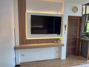 Family room 2 (Garden view) | 獨特設計、手提電腦工作空間、免費 Wi-Fi、床單