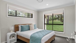 5 bedrooms, iron/ironing board, travel crib, WiFi