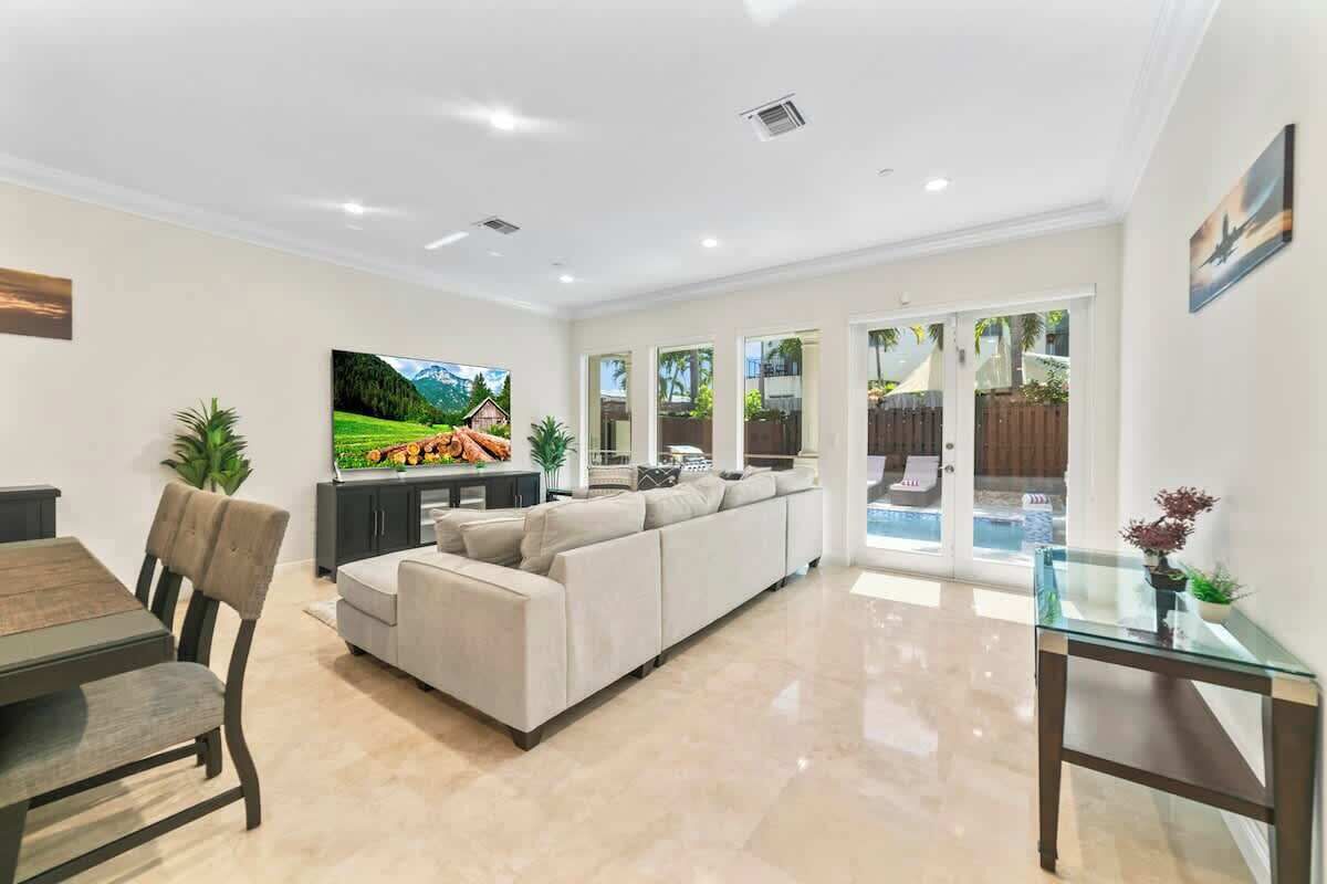 تلفزيون، مكتب