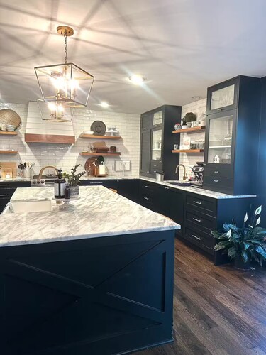 Santoclere - designer home near Corporate Woods