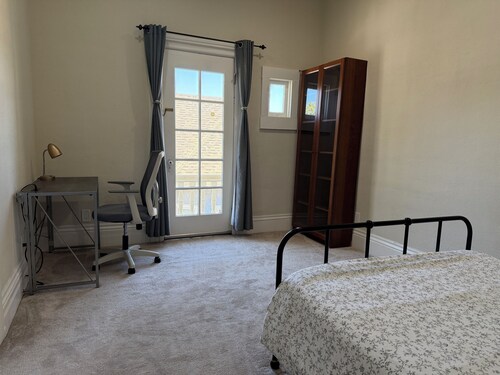 Alameda Modern Victorian 4BD unit A