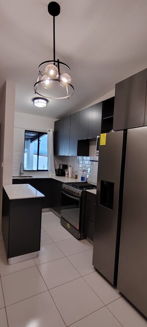 Fridge, microwave, oven, stovetop - A private villa in an exclusive  gated community in San Miguel - 3 bdr & 2 baths (San Miguel)