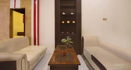 Hotel O Makassar near RS Grestelina formerly Wisma Makassar