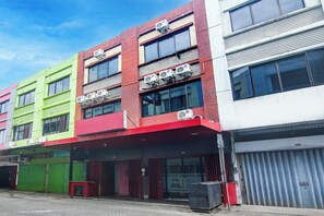 Fachada de la propiedad