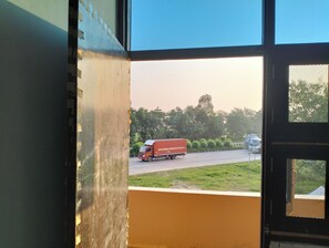 Deluxe Single Room, Garden View | Terrace/patio - Sahab green resort (Bhoganipur)