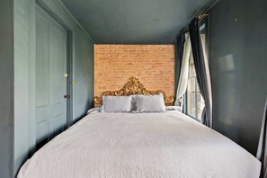 2 bedrooms, desk, iron/ironing board, WiFi - The Mulford Alden House - Historic Hudson Luxury (Hudson)