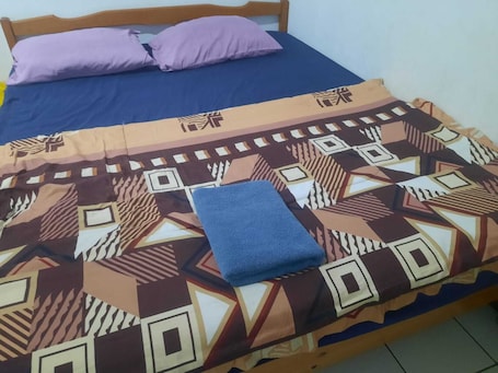 Deluxe Double Room | Free WiFi, bed sheets