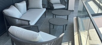 Brand new 5 bedroom modern Mediterranean villa with pool. Sleeps 10.  NO SMOKING