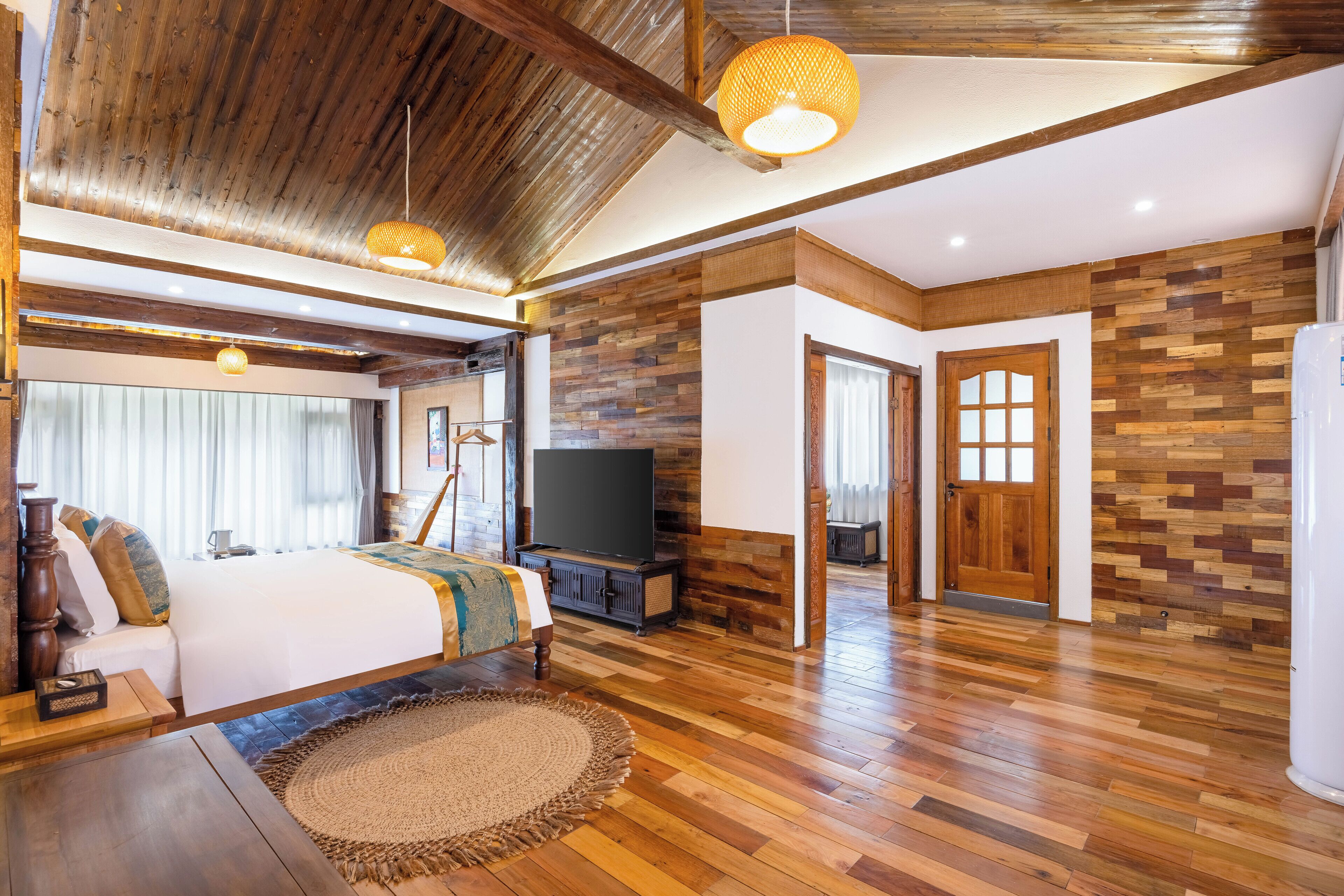 Panoramic Studio Suite, Non Smoking, Mountain View | Free WiFi