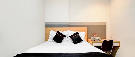 Habitación doble Deluxe | Escritorio, wifi gratis y ropa de cama
