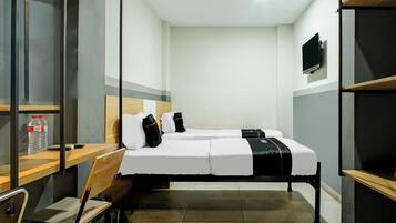 Deluxe-Zweibettzimmer | Schreibtisch, kostenloses WLAN, Bettwäsche