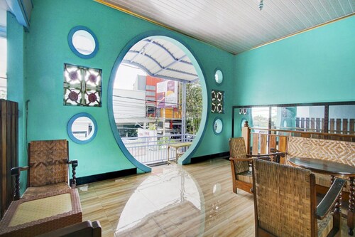 Hotel O Sybilla Cafe & Homestay