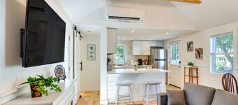 Osterville Gem Steps to Main St! Relax fireside