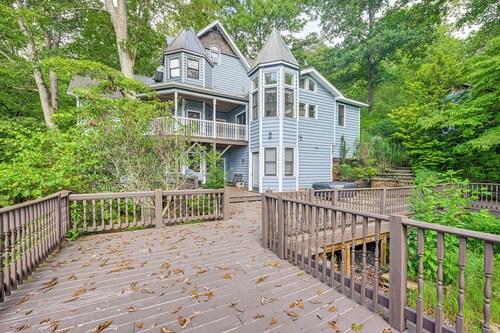 5-Story Group Getaway w/ Game Room in Franklin!