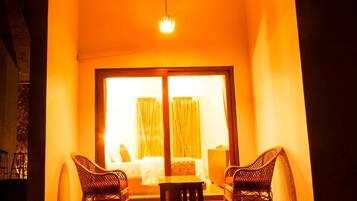 尊榮雙人房, 陽台 | 露台/庭院