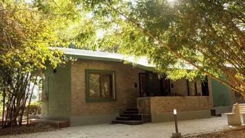 遮光布/窗簾、熨斗/熨衣板