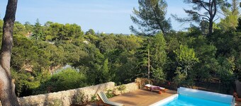 Independent studio with pool