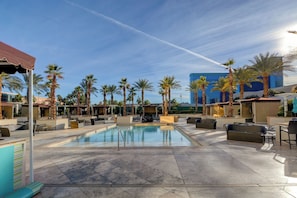 3 outdoor pools