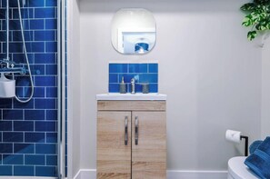 Apartment | Bathroom