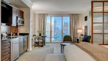 Premium bedding, in-room safe, blackout curtains, soundproofing
