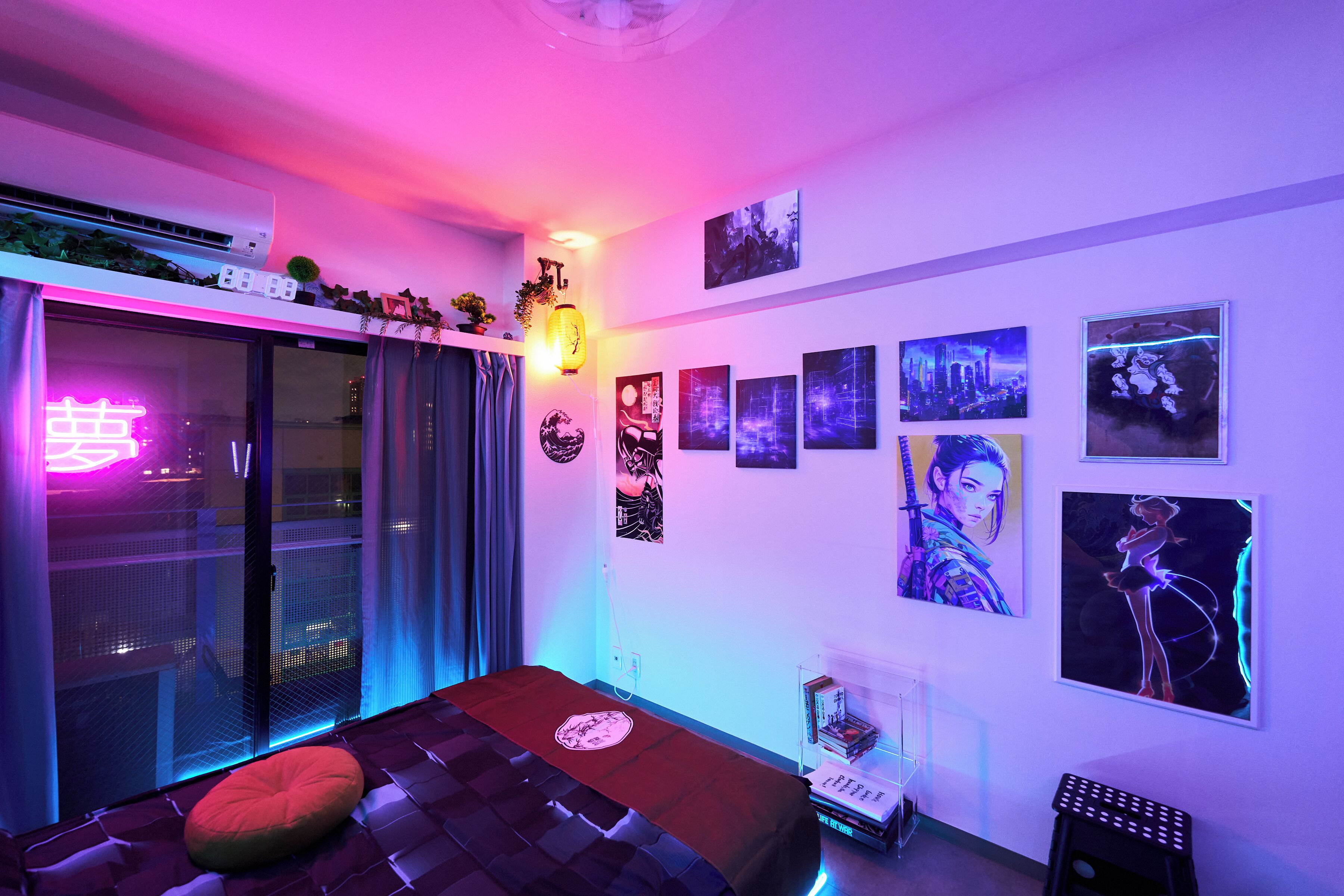 Basic Apartment, City View | Living area