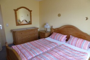 1 bedroom, iron/ironing board, free WiFi, bed sheets - Apartment Ilse Herbert (Würzburg)