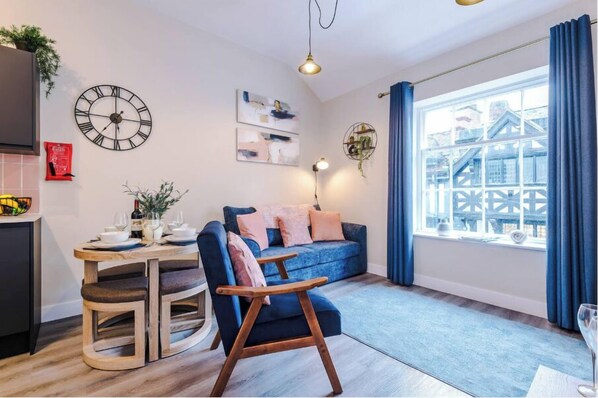 Apartment | Living area