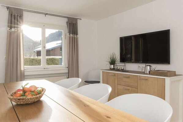 Interior - Holiday home with 4 bedrooms (Tschagguns)