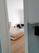 Family Double Room, Balcony | Minibar, travel cot, free WiFi, bed sheets