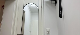 Studio 'Unit 1' with Balcony and Wi-Fi