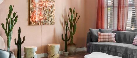 Televisión y oficina