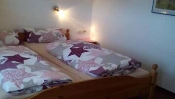 1 Schlafzimmer, Bügeleisen/Bügelbrett, Internetzugang, Bettwäsche