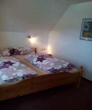 1 Schlafzimmer, Bügeleisen/Bügelbrett, Internetzugang, Bettwäsche