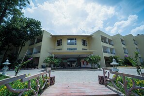 In-room safe, free WiFi, wheelchair access