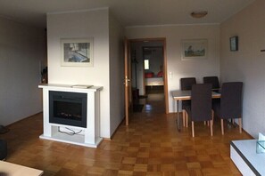 Interior - Mountain and lake views (Winterberg)