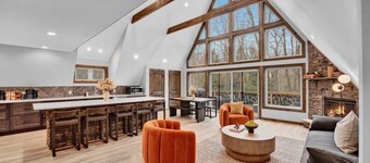 Bliss A-Frame, Heated Pool AxeThrow Sundeck Sauna HotTub FirePit