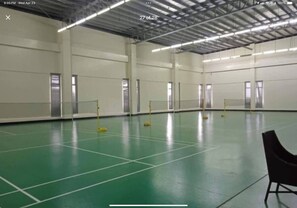 Condo, 1 quarto, acessível | Campo esportivo