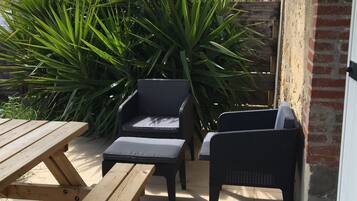 Family Apartment, 2 Bedrooms, Garden View | Terrace/patio