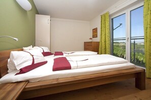 1 bedroom, internet, bed sheets