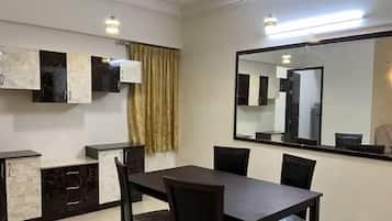 Deluxe Apartment, Balcony, Garden View